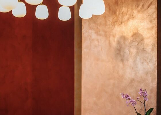 remodelacion-microcemento-metales-reales-habitacion-color-cobre-espana