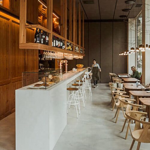 Bar-ton Restaurant – Între tradiție și modernitate